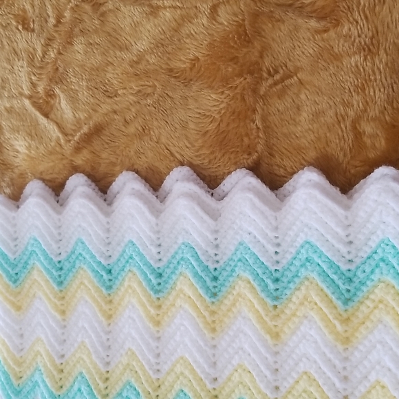 Homemade  babies  blanket - Picture 3 of 3